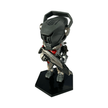 Load image into Gallery viewer, Destiny Vinyl Figure - Lord Shaxx and Redjack